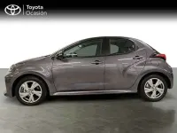 Usado Toyota Yaris Active 116 CV (85 kW) 2025 Gris Utilitario