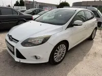 Usado Ford Focus 109 CV (80 kW) 2011 Blanco Berlina