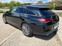 Usado Mercedes CLA200 Shooting Brake 150 CV (110 kW) 2021 Negro Familiar