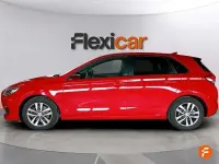 Usado Hyundai i30 GO! 120 CV (88 kW) 2018 Rojo