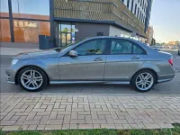 Usado Mercedes C200 136 CV (100 kW) 2012 Gris / plata Berlina