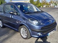 Usado Peugeot 1007 70 CV (51 kW) 2005 Gris / plata Monovolumen