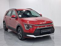 Usado Kia Niro 141 CV (103 kW) 2023 Rojo SUV