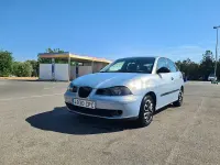 Usado Seat Ibiza Sport 75 CV (55 kW) 2004 Azul Utilitario