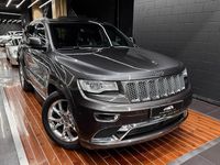 Usado Jeep Grand Cherokee Summit 250 CV (183 kW) 2016 Gris / plata SUV