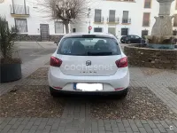 Usado Seat Ibiza Reference 105 CV (77 kW) 2009 Blanco Berlina