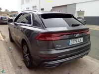 Usado Audi Q8 S-line plus 286 CV (210 kW) 2022 Gris / plata SUV