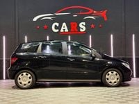 Usado Mercedes B200 136 CV (100 kW) 2006 Negro Monovolumen