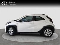 Usado Toyota Aygo X Play 72 CV (52 kW) 2024 Blanco SUV