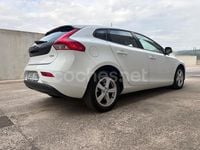 Usado Volvo V40 Kinetic 120 CV (88 kW) 2016 Blanco Familiar