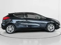 Usado Kia ProCeed 110 CV (80 kW) 2015 Negro Utilitario