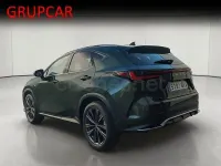 Usado Lexus NX450h+ Sport Line 306 CV (225 kW) 2025 Verde SUV