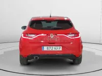 Usado Renault Mégane Zen 110 CV (80 kW) 2017 Rojo Berlina