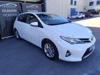 Usado Toyota Auris Active 132 CV (97 kW) 2013 Blanco Berlina