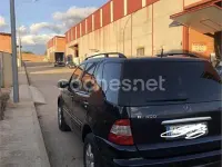 Usado Mercedes ML400 250 CV (183 kW) 2002 Azul SUV