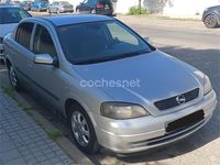 Usado Opel Astra Elegance 100 CV (73 kW) 2002 Gris / plata Berlina