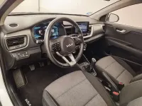 Usado Kia Stonic 101 CV (74 kW) 2025 Blanco SUV