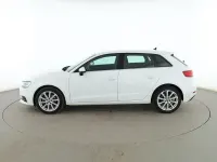 Usado Audi A3 Sportback Design 116 CV (85 kW) 2018 Blanco Utilitario