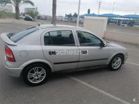 Usado Opel Astra Comfort 100 CV (73 kW) 2001 Gris / plata Berlina