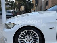 Usado BMW 318 143 CV (105 kW) 2009 Blanco Familiar