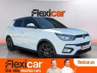 Usado SsangYong Tivoli Limited 115 CV (84 kW) 2019 Blanco SUV