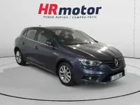 Usado Renault Mégane III Zen 130 CV (95 kW) 2016 Gris Berlina