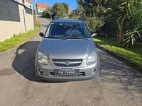 Usado Suzuki Ignis 69 CV (50 kW) 2006 Gris / plata Utilitario