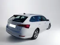 Begagnad Skoda Octavia 110 HK (80 kW) 2021 Vit Kombi