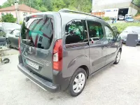 Usado Peugeot Partner Tepee Outdoor 92 CV (67 kW) 2014 Marrón Monovolumen