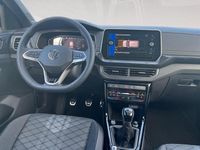 Usado VW T-Cross R-line 115 CV (84 kW) 2024 Negro oscuro (metalizado) SUV