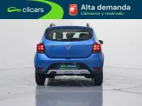 Usado Dacia Sandero 90 CV (66 kW) 2019 Azul Utilitario