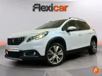 Usado Peugeot 2008 Allure 130 CV (95 kW) 2018 Blanco SUV