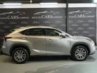 Usado Lexus NX300h Executive Line 197 CV (144 kW) 2016 Gris / plata SUV