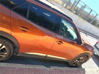 Usado Peugeot 2008 Allure 100 CV (73 kW) 2020 Naranja SUV
