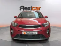 Usado Kia Stonic 101 CV (74 kW) 2024 Rojo SUV