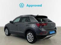 Usado VW T-Roc Life 110 CV (80 kW) 2024 Gris SUV