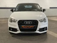 Usado Audi A1 Sportback Attraction 105 CV (77 kW) 2014 Blanco Utilitario