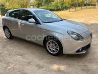 Usado Alfa Romeo Giulietta 120 CV (88 kW) 2017 Gris / plata Utilitario