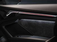 Usado Audi A3 Advanced 116 CV (85 kW) 2021 Rojo Berlina