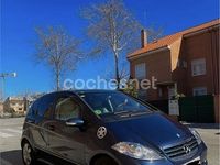 Usado Mercedes A150 Avantgarde 95 CV (69 kW) 2006 Azul Monovolumen