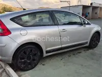 Usado Citroën C4 VTR Sport 92 CV (67 kW) 2005 Gris / plata Berlina