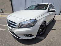 Usado Mercedes A180 Urban 109 CV (80 kW) 2013 Blanco Berlina