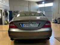 Usado Mercedes CLS320 224 CV (164 kW) 2007 Gris Coupe