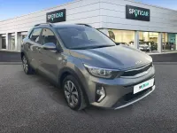 Usado Kia Stonic 84 HP (61 kW) 2023 Cinzento SUV