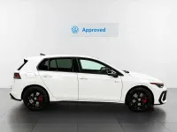Usado VW Golf VIII GTI 265 CV (194 kW) 2025 Blanco Utilitario
