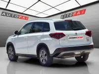Usado Suzuki Vitara GLX 116 CV (85 kW) 2022 Blanco SUV