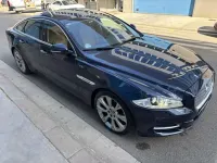 Usado Jaguar XJ Premium Luxury 275 CV (202 kW) 2012 Azul Berlina