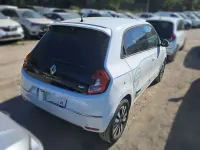 Usado Renault Twingo Zen 60 kW (82 CV) 2021 Blanco Utilitario