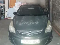 Usado Opel Corsa Selective 75 CV (55 kW) 2013 Negro Utilitario