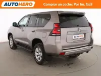 Usado Toyota Land Cruiser 177 CV (130 kW) 2018 Beige SUV